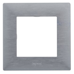 LG-863891-WEB-F.jpg