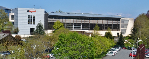 Завод Legrand